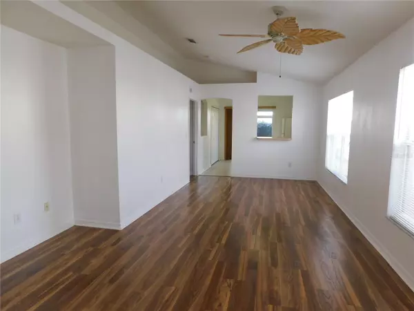 Wesley Chapel, FL 33545,6047 WHITE SAILS DR