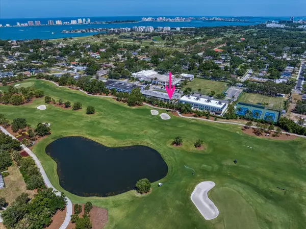 919 OSCEOLA RD #202, Belleair, FL 33756