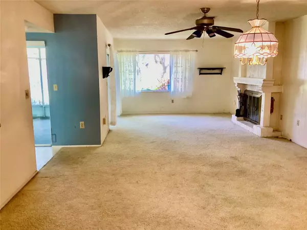Clearwater, FL 33765,2101 SUNSET POINT RD #205