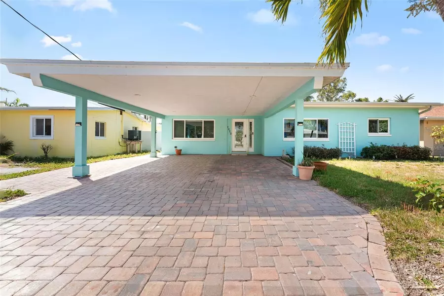 1025 BOCA CIEGA ISLE DR, St Pete Beach, FL 33706
