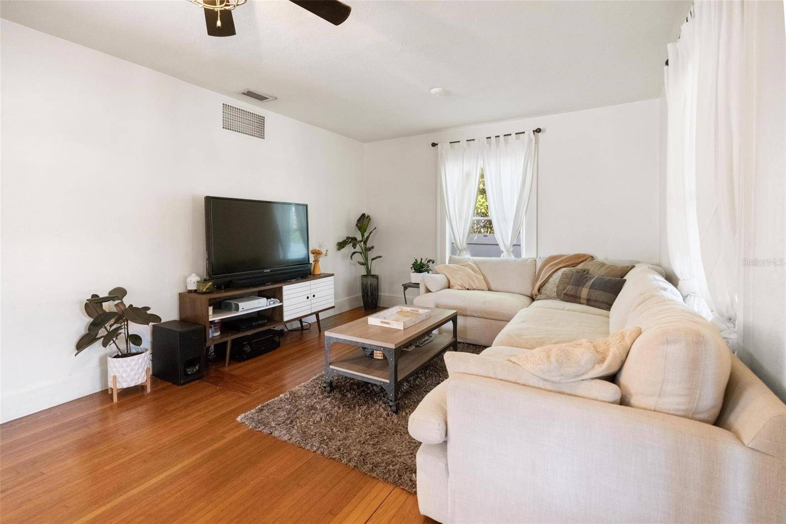 St Petersburg, FL 33713,4767 6TH AVE N