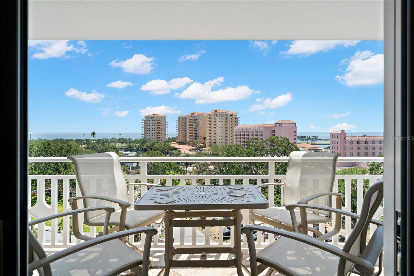 700 BEACH DR NE #803,  St Petersburg,  FL 33701