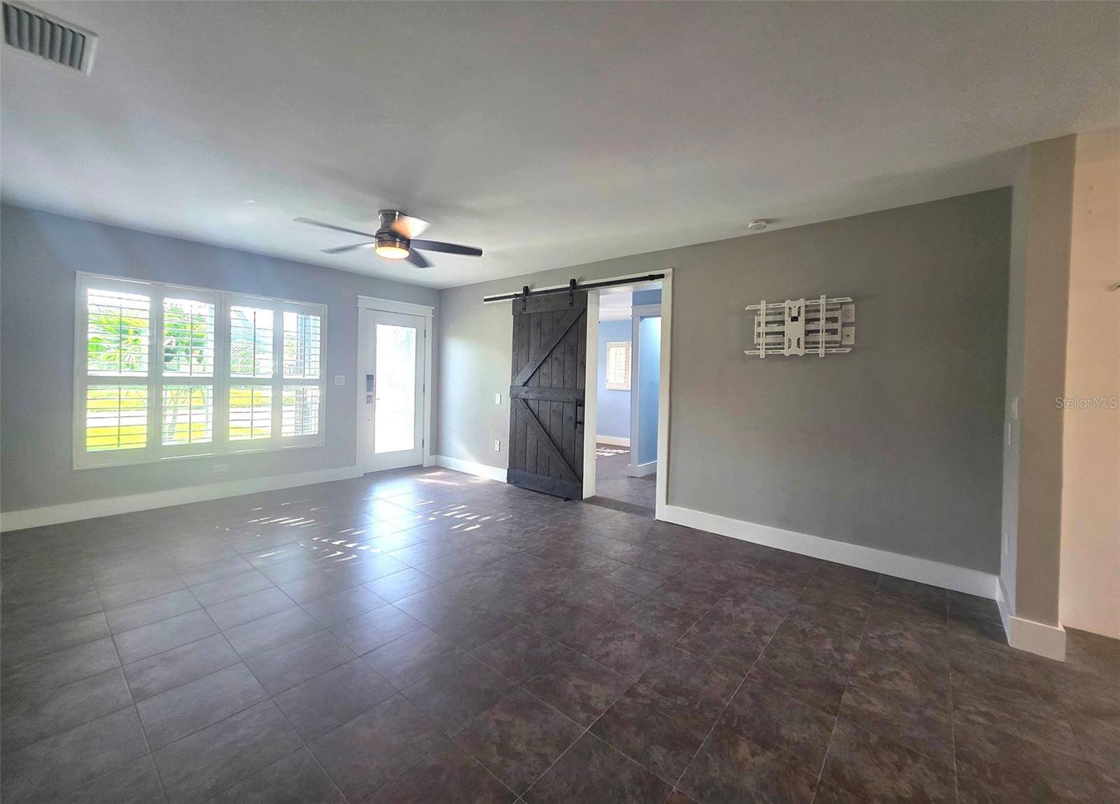 Dunedin, FL 34698,1818 DOUGLAS AVE