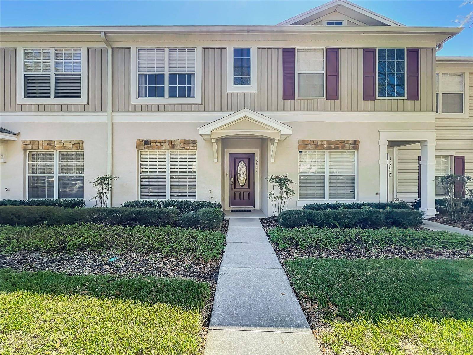 15811 FISHHAWK FALLS DR, Lithia, FL 33547