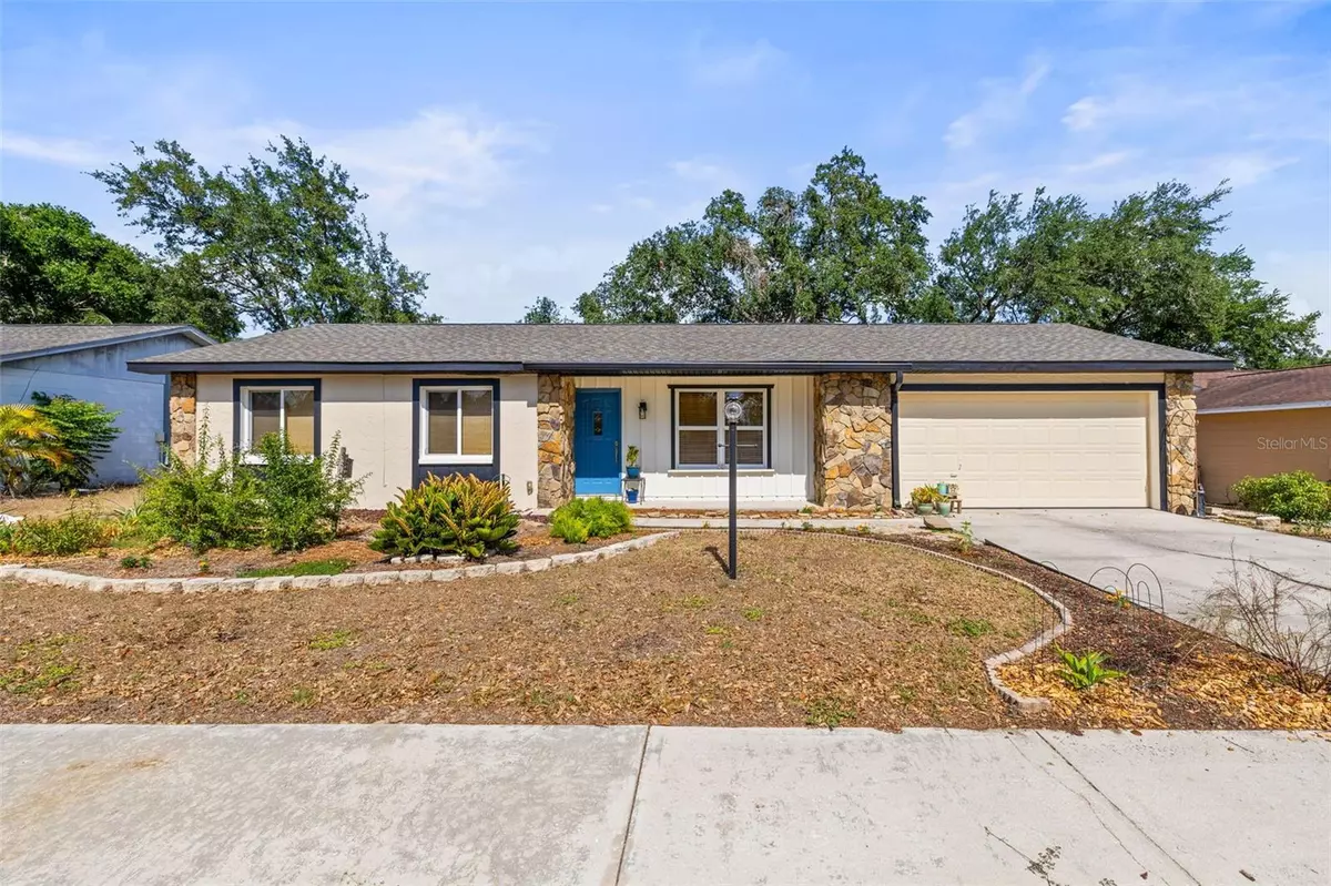 Valrico, FL 33594,4018 HIGHGATE DR