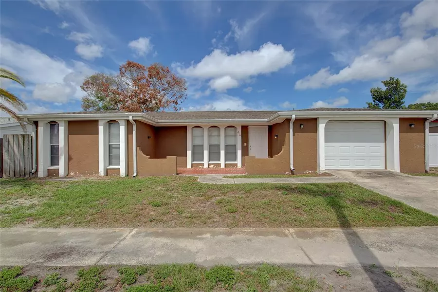 2105 SUGARBUSH DR, Holiday, FL 34690