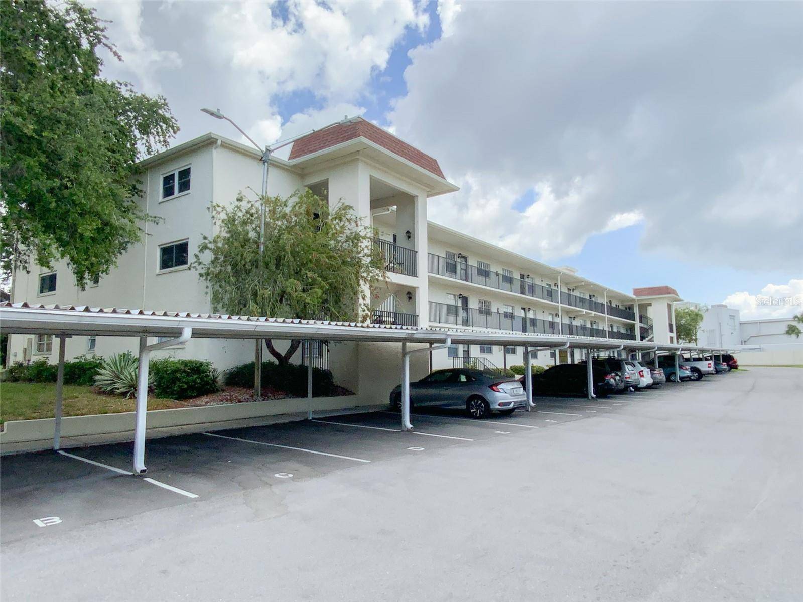 Dunedin, FL 34698,1375 DOOLITTLE LN #101