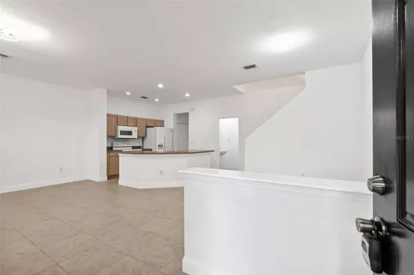 Tampa, FL 33625,7421 ARLINGTON GROVE CIR