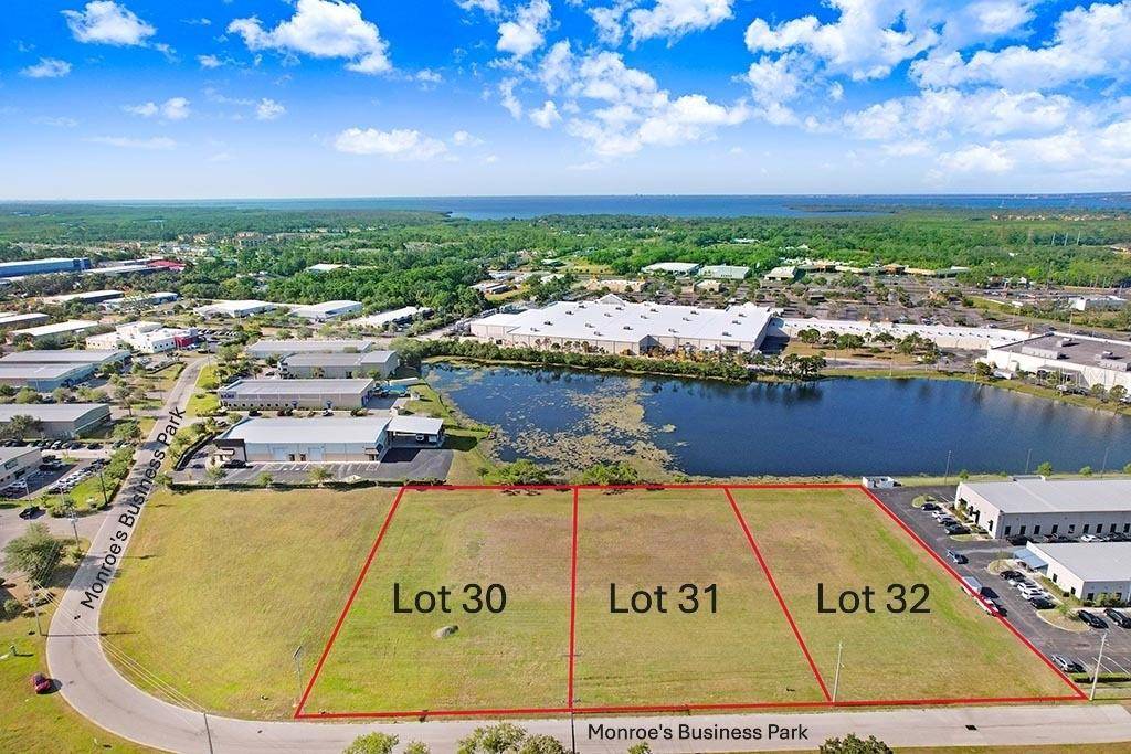 13836 MONROES BUSINESS PARK, Tampa, FL 33635