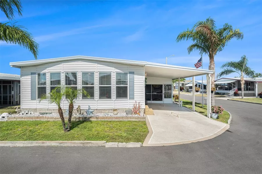 2133 OAHU DR #140, Holiday, FL 34691