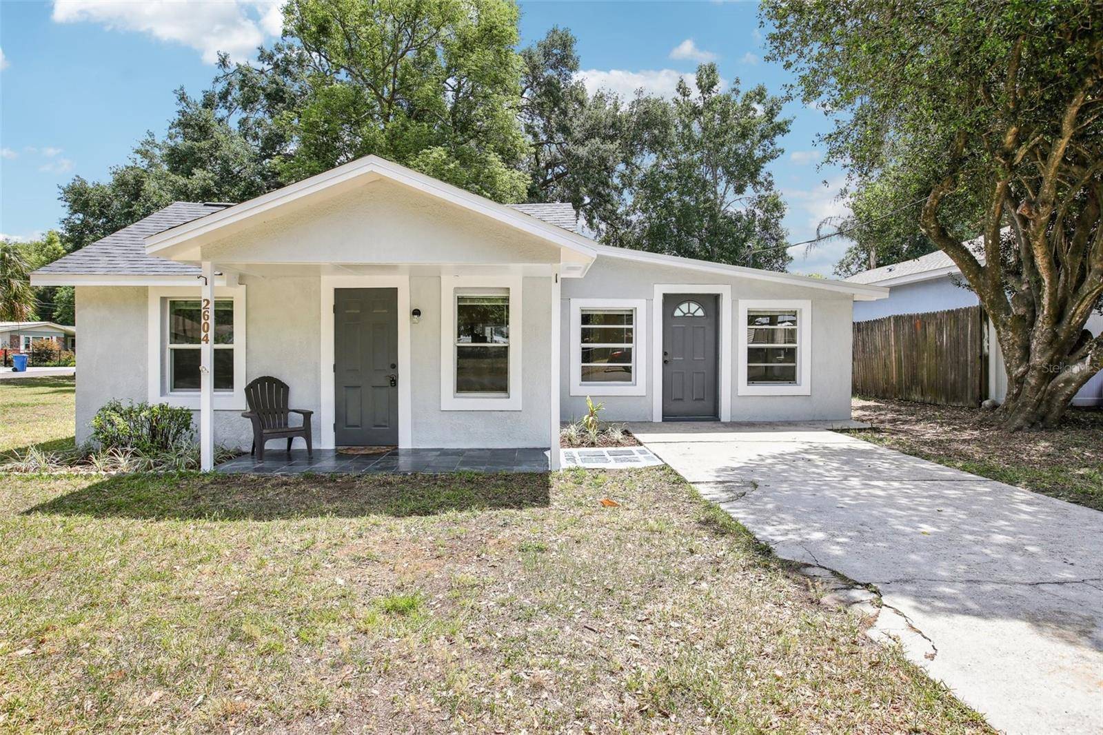 Seffner, FL 33584,2604 OAKDALE ST
