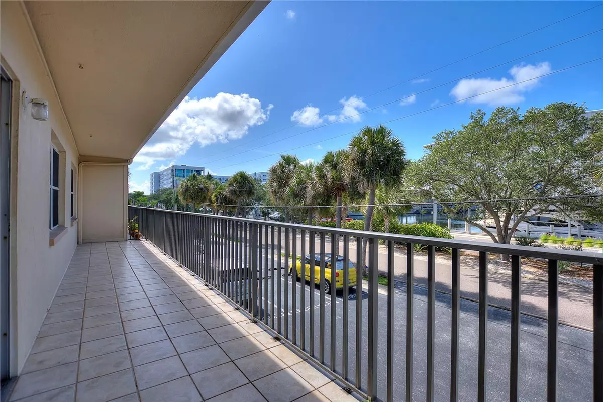 St Petersburg, FL 33711,3753 46TH AVE S #10
