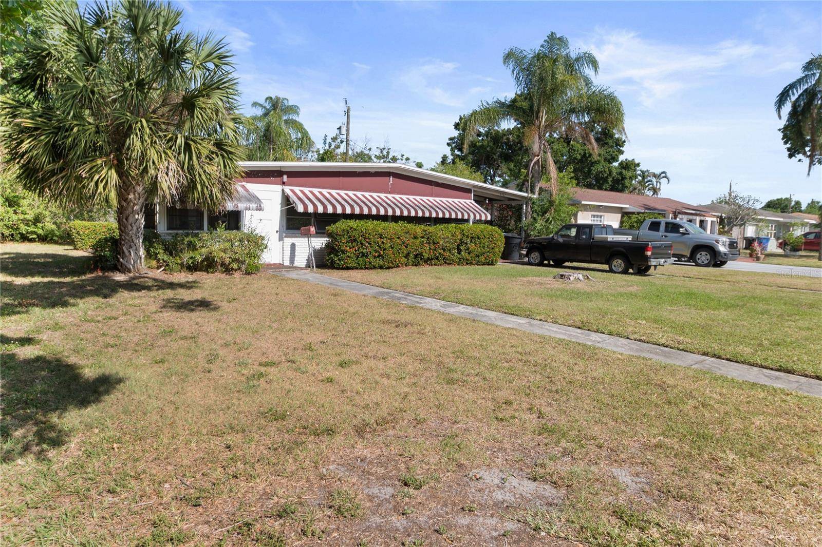 6427 15TH ST N, St Petersburg, FL 33702