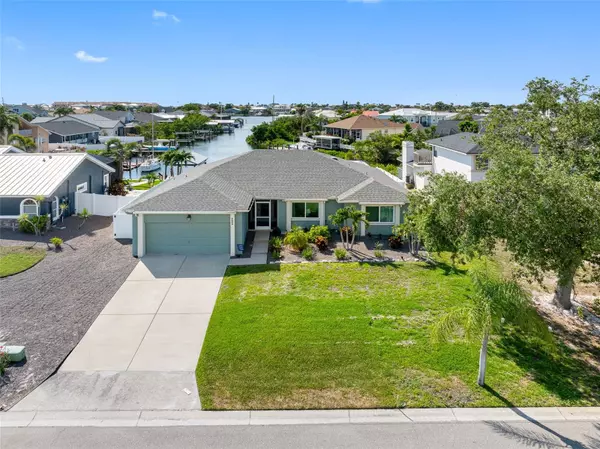 Apollo Beach, FL 33572,6604 DOLPHIN COVE DR