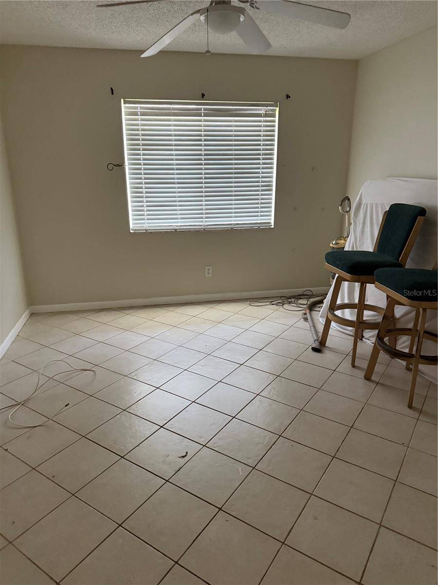 Largo, FL 33771,7360 ULMERTON RD #20F