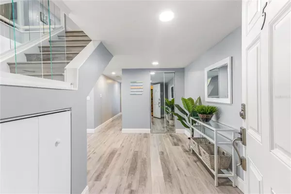 Clearwater, FL 33767,1380 GULF BLVD #PH-5