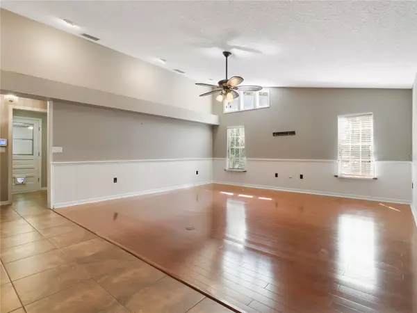 Lake Wales, FL 33898,994 COUNTRY LAKE CIR
