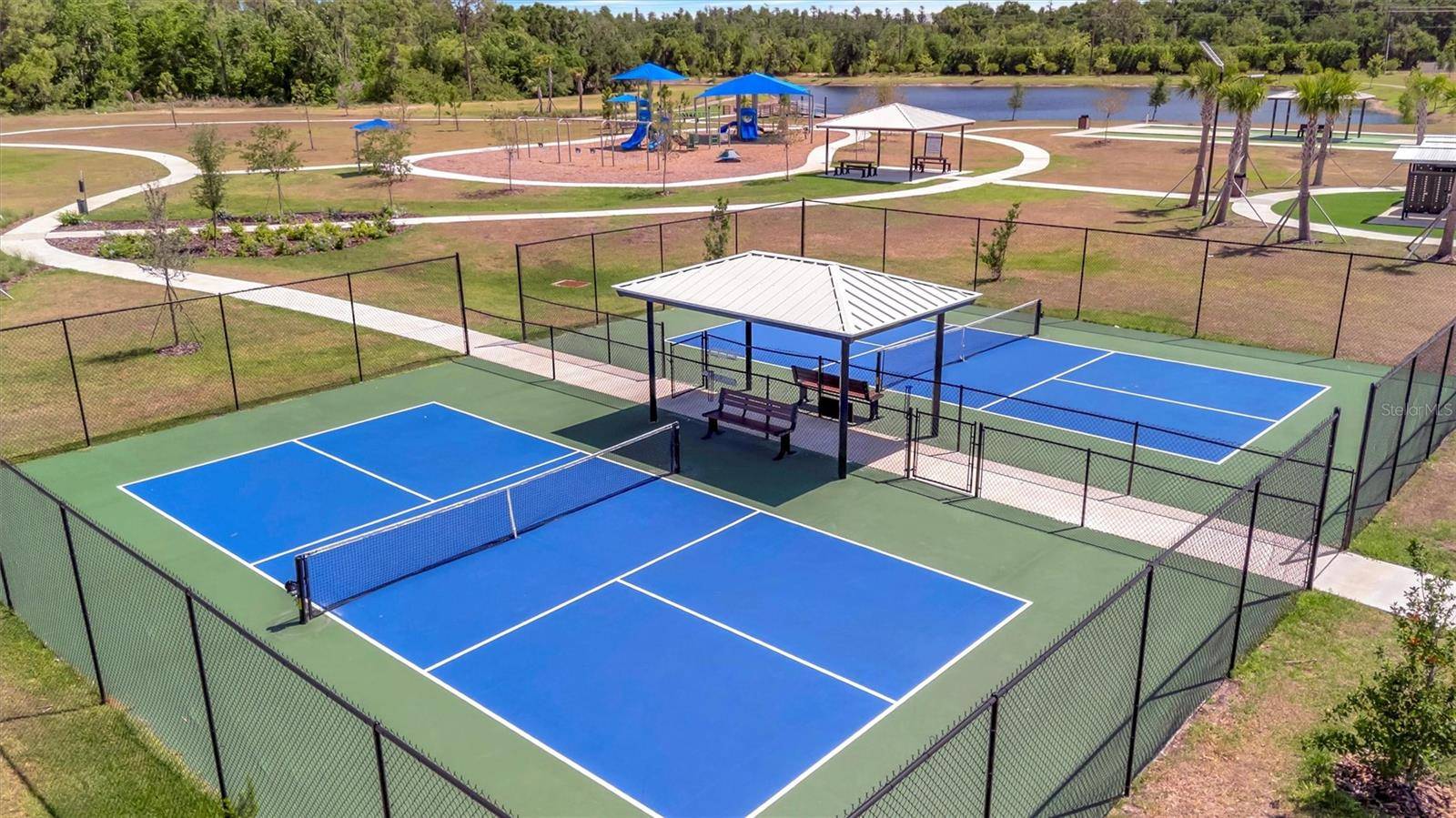 Lithia, FL 33547,12950 PASTURE WOODS PL