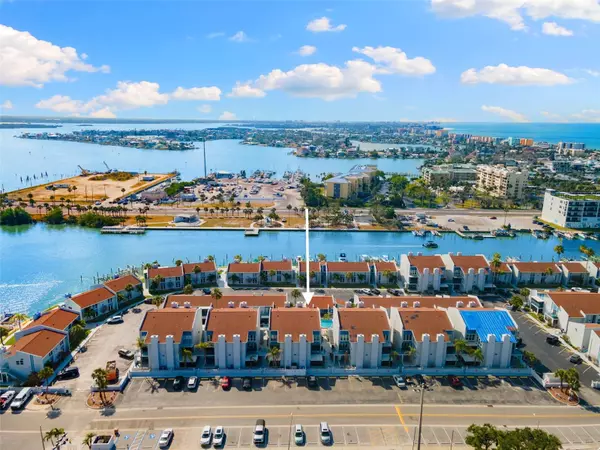 337 REX PL #G, Madeira Beach, FL 33708