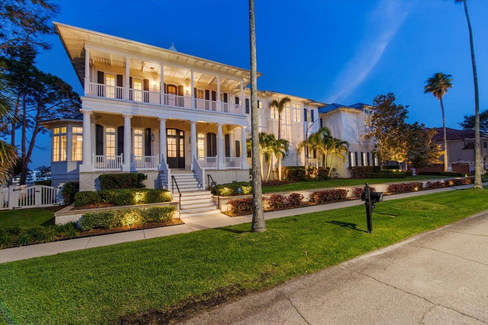 Clearwater Beach, FL 33767,755 BAY ESPLANADE
