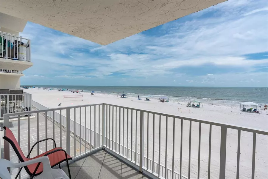 18650 GULF BLVD #203, Indian Shores, FL 33785