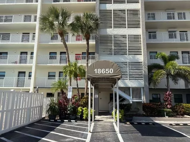 18650 GULF BLVD #203, Indian Shores, FL 33785