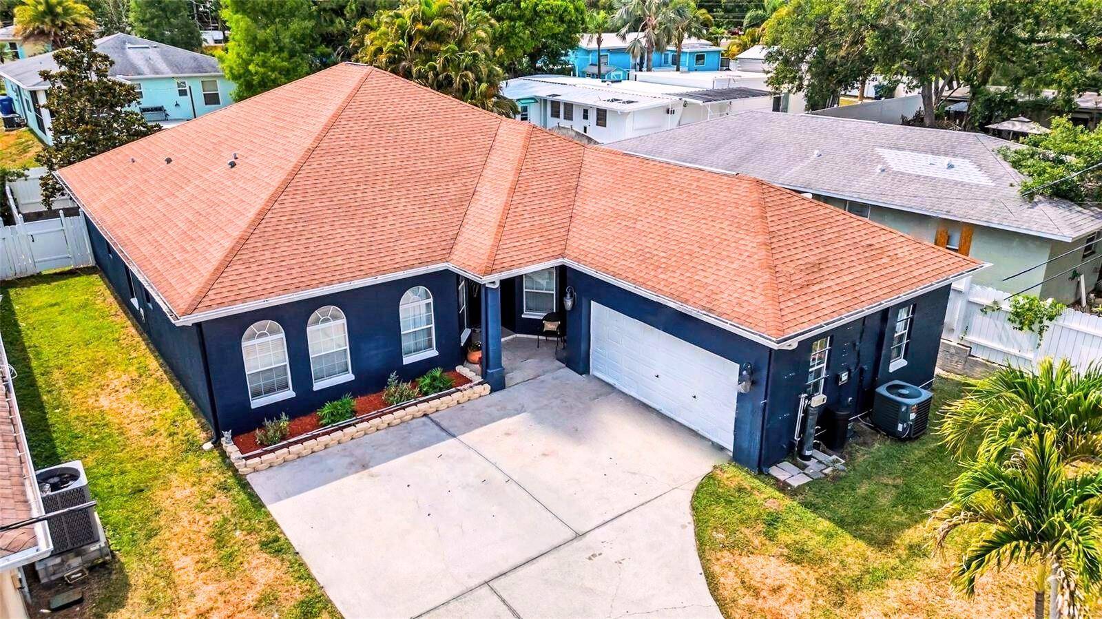 Largo, FL 33770,650 ARBOR LN