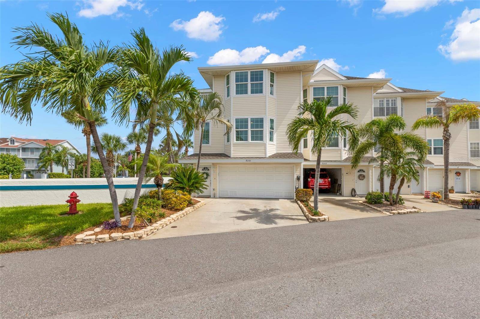 St Pete Beach, FL 33706,9201 CAPTIVA CIR