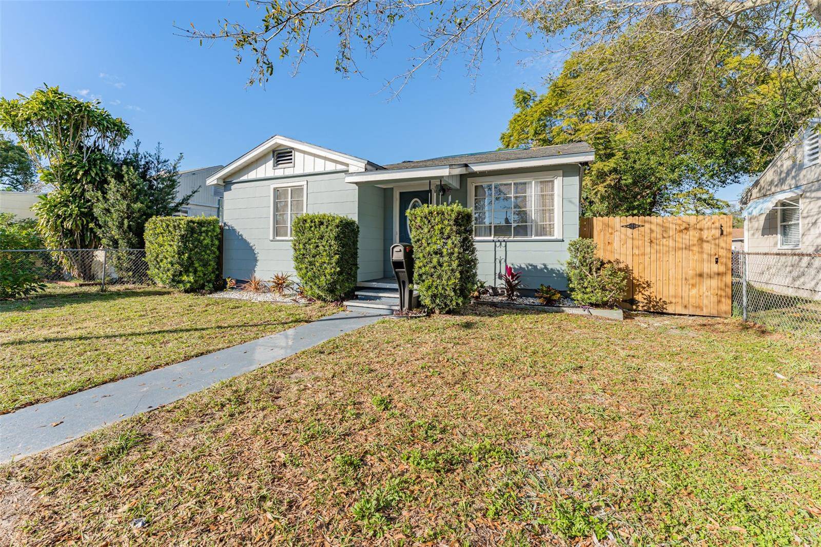 St Petersburg, FL 33713,2035 29TH AVE N