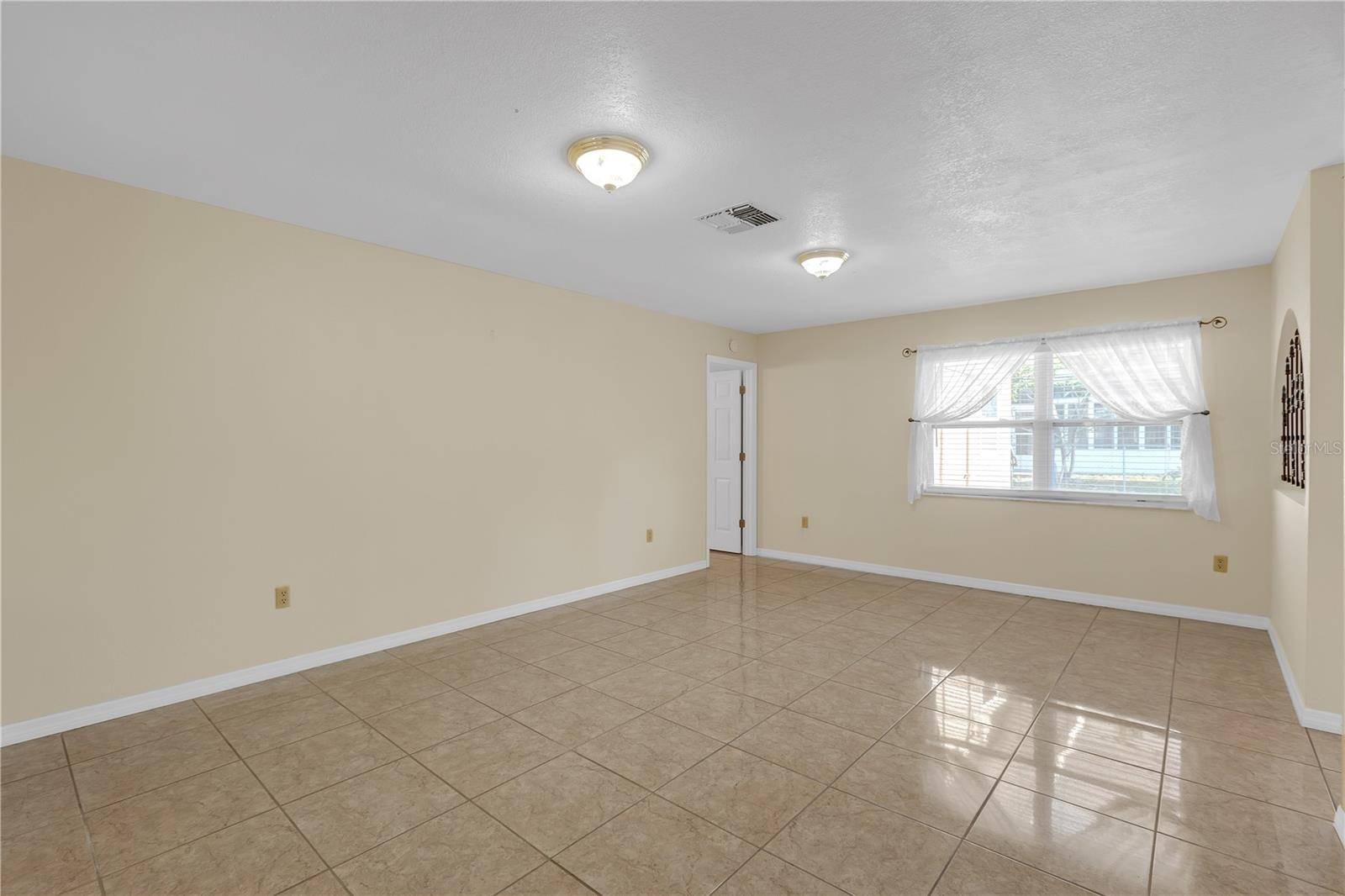 Hudson, FL 34669,12817 LAKE TREE LN