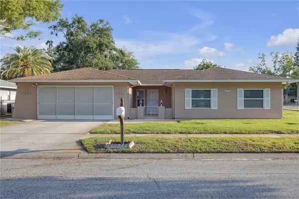 12817 LAKE TREE LN, Hudson, FL 34669