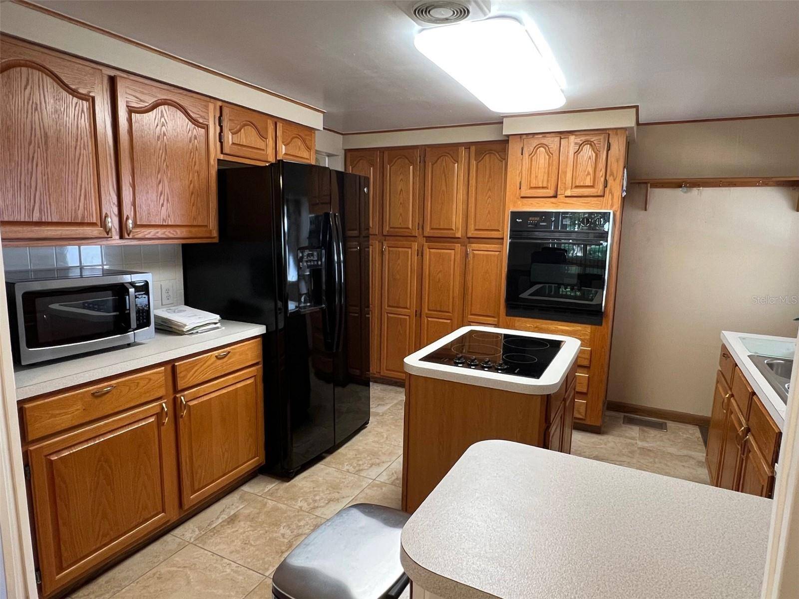 Largo, FL 33770,65 SABAL PALM DR