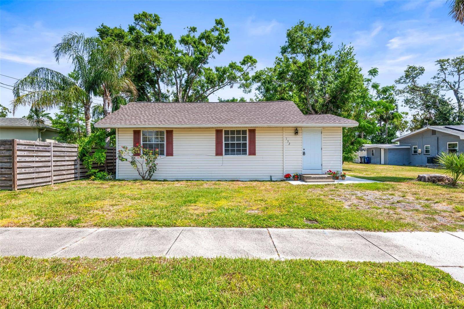 132 DARTMOUTH AVE W,  Oldsmar,  FL 34677