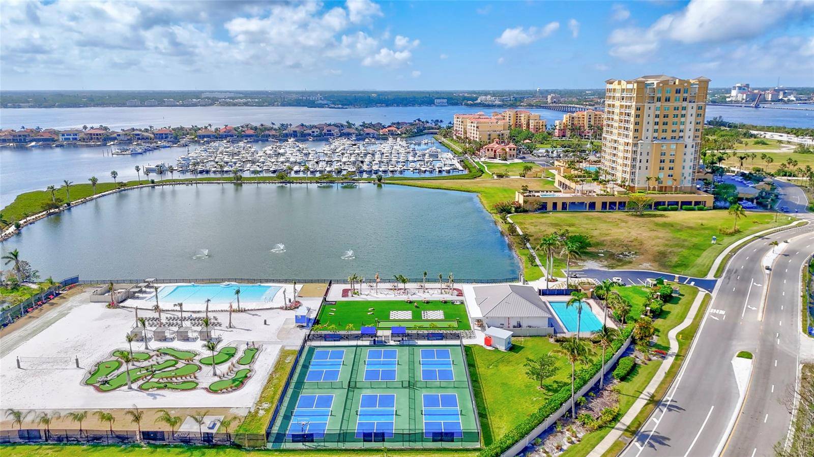 Palmetto, FL 34221,140 RIVIERA DUNES WAY #1203