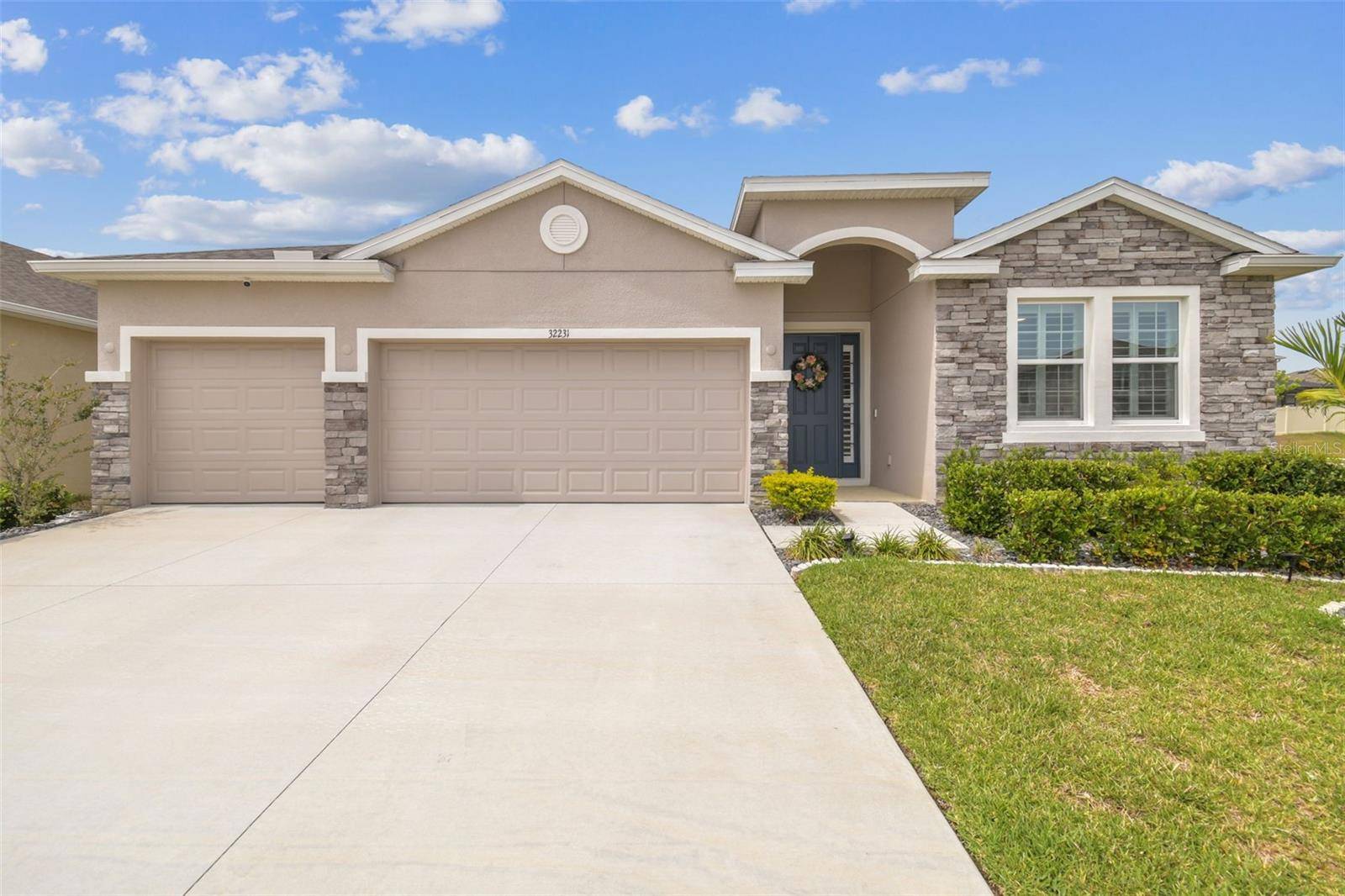 32231 CONCHSHELL SAIL ST, Wesley Chapel, FL 33545