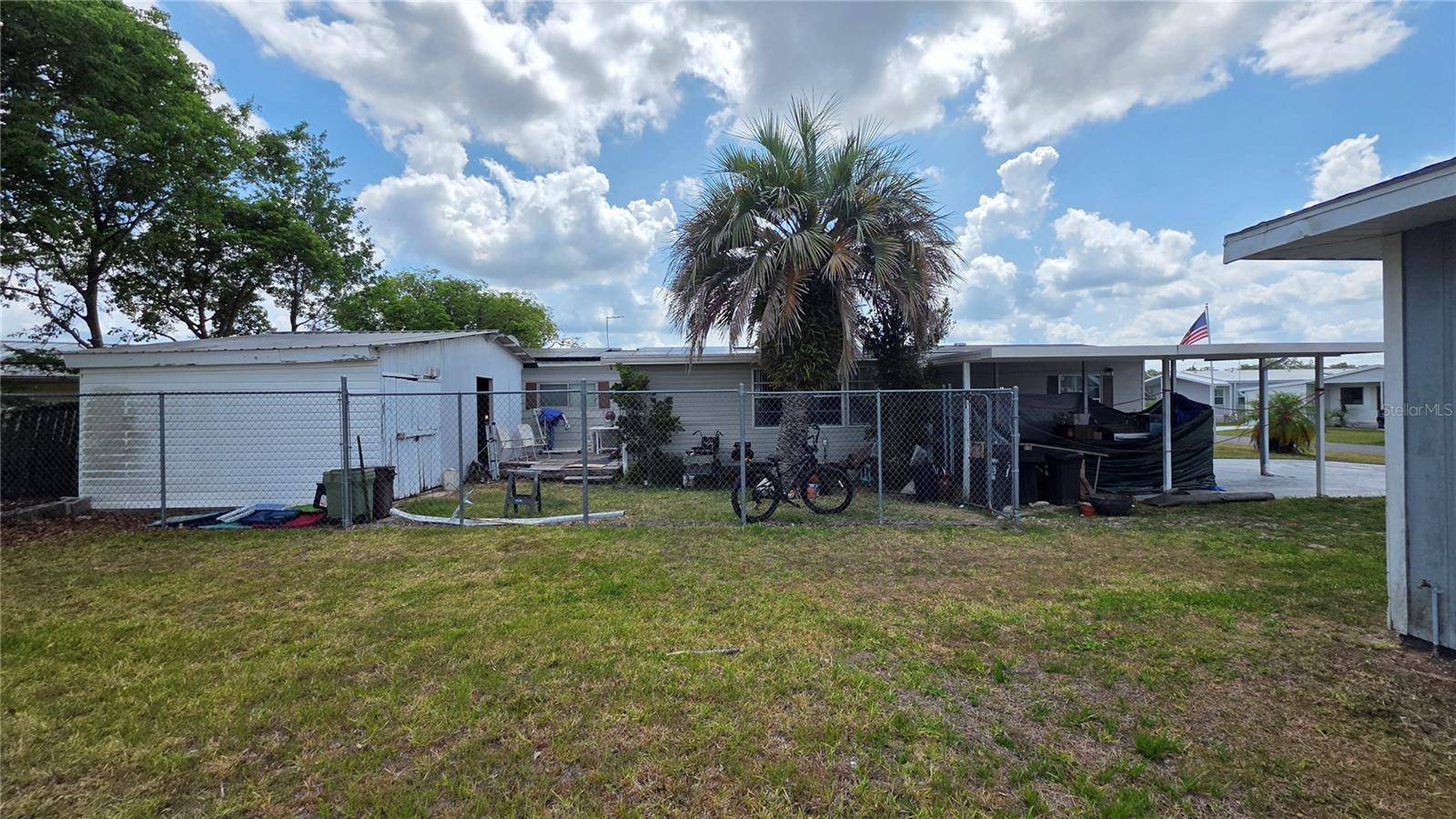 Zephyrhills, FL 33542,5647 ARROWHEAD DR