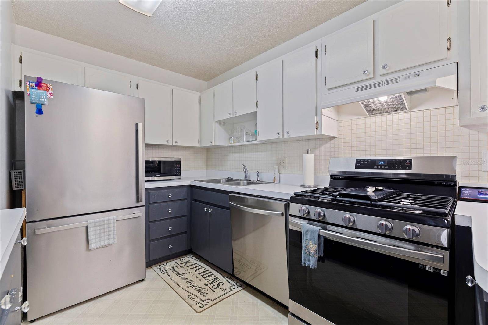 St Petersburg, FL 33709,5603 80TH ST N #107