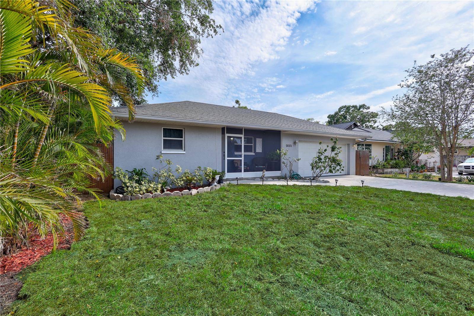 St Petersburg, FL 33714,2620 49TH AVE N