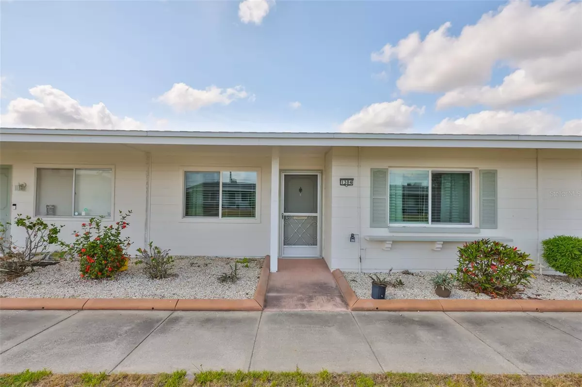 Sun City Center, FL 33573,1304 BURBANK CT