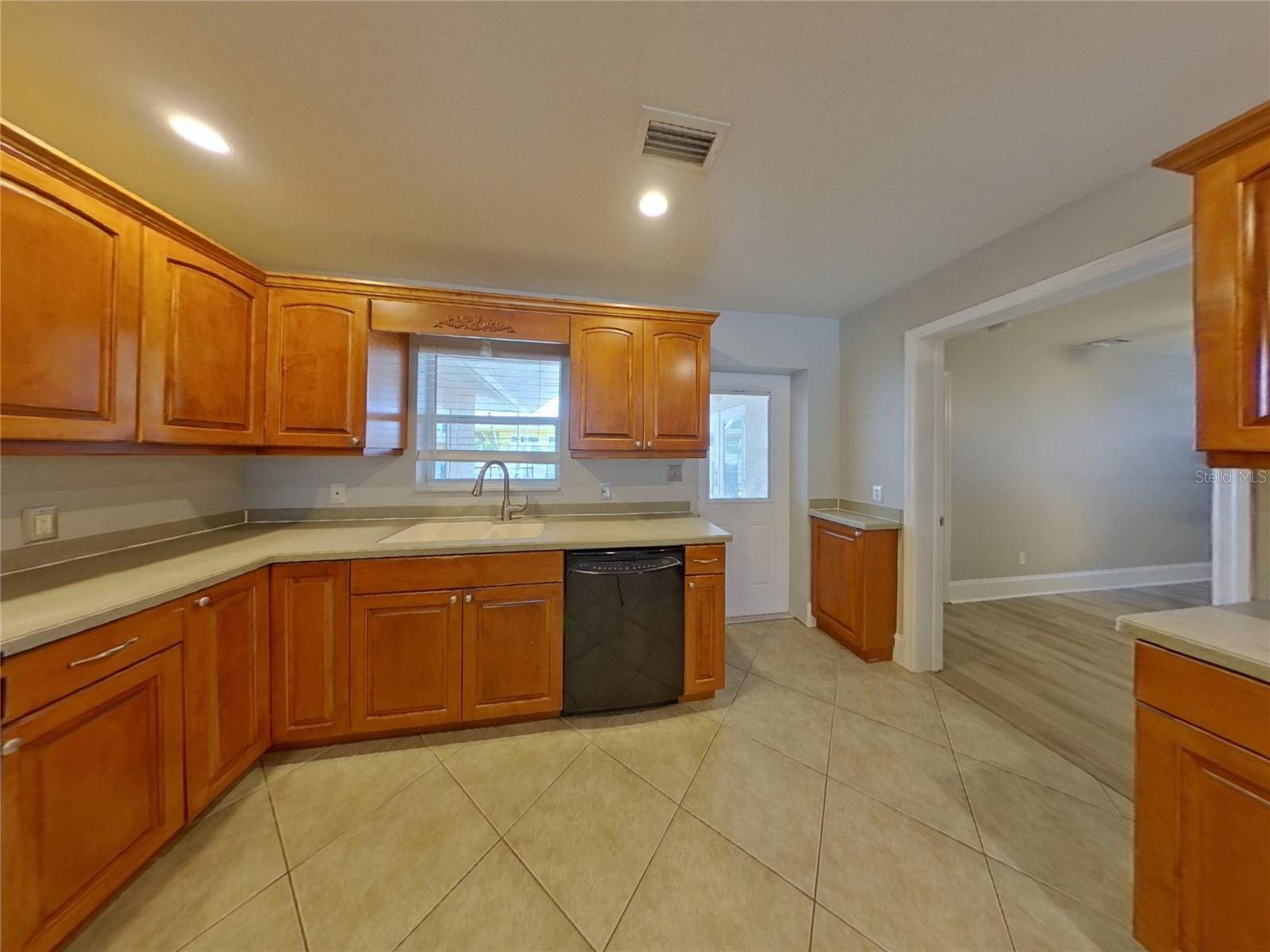Seminole, FL 33772,11375 68TH AVE