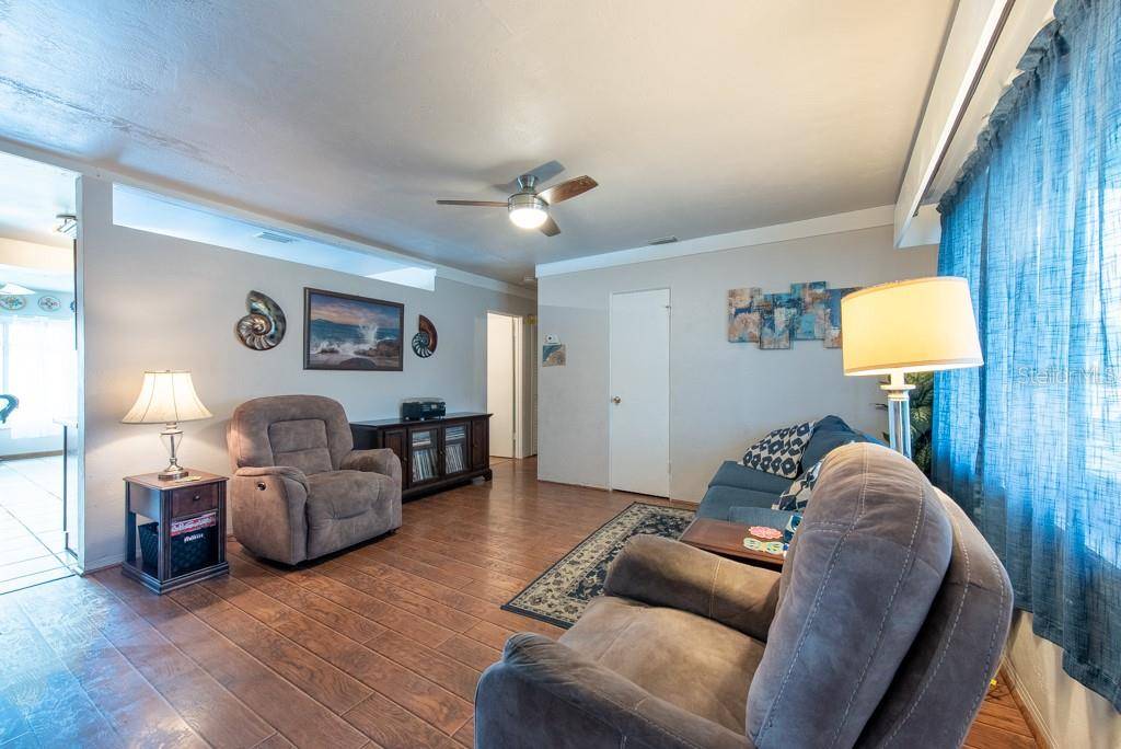 Seminole, FL 33777,8305 75TH PL