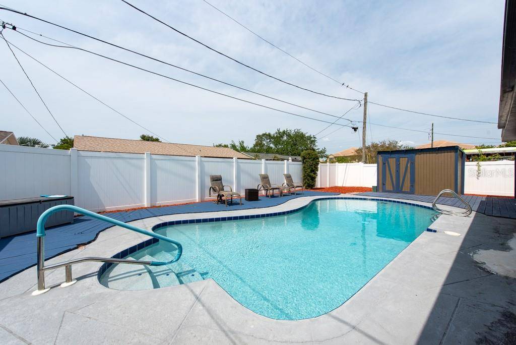 Seminole, FL 33777,8305 75TH PL