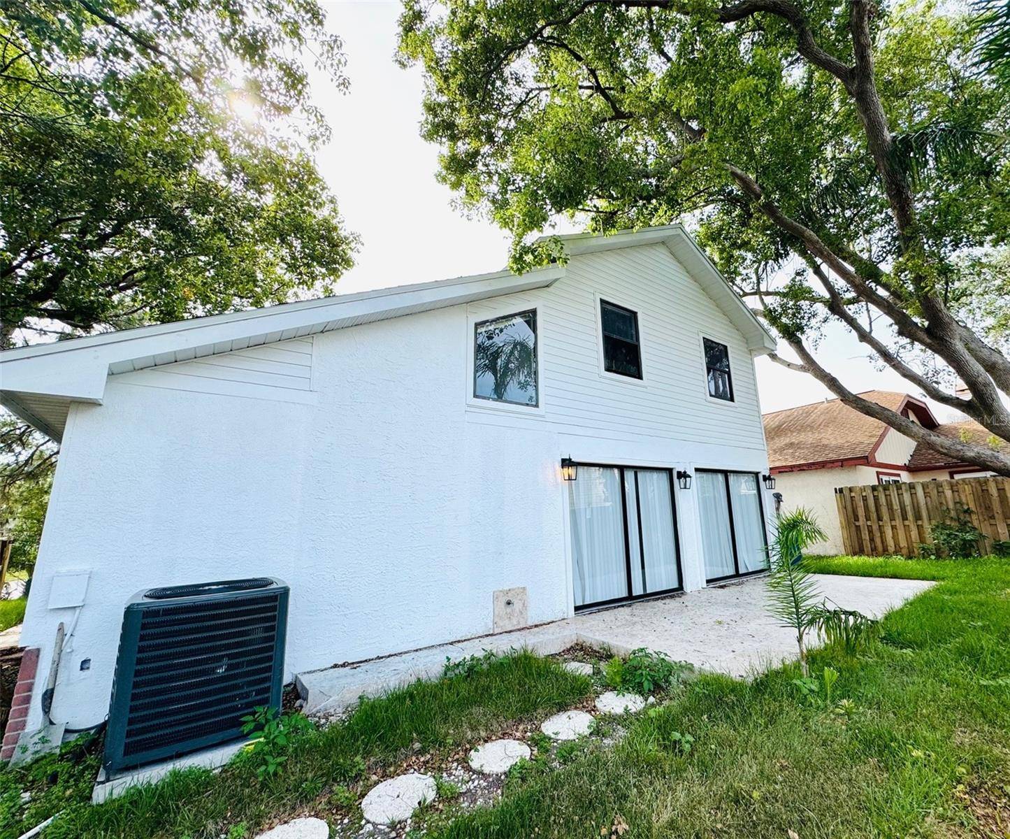 Clearwater, FL 33763,2233 SPRINGWOOD CIR W