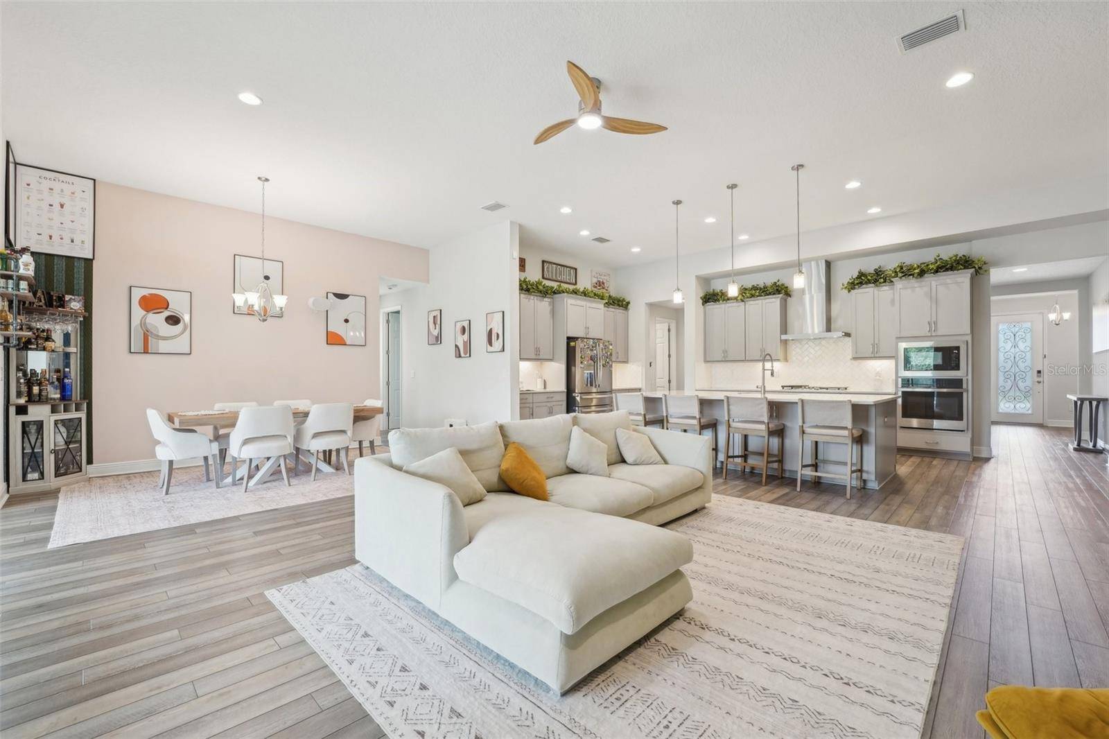 Lithia, FL 33547,13098 WELLSPRING DR