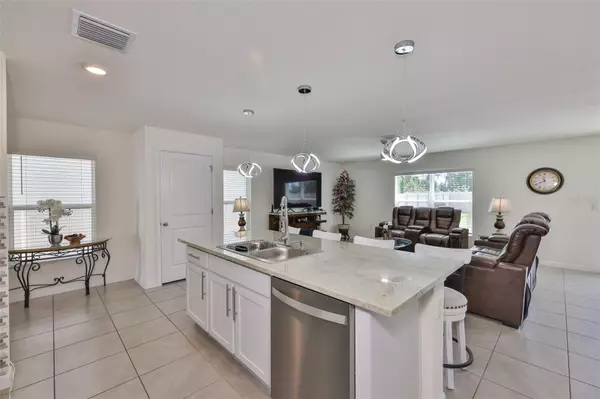 Wimauma, FL 33598,2858 STAR ANISE LN