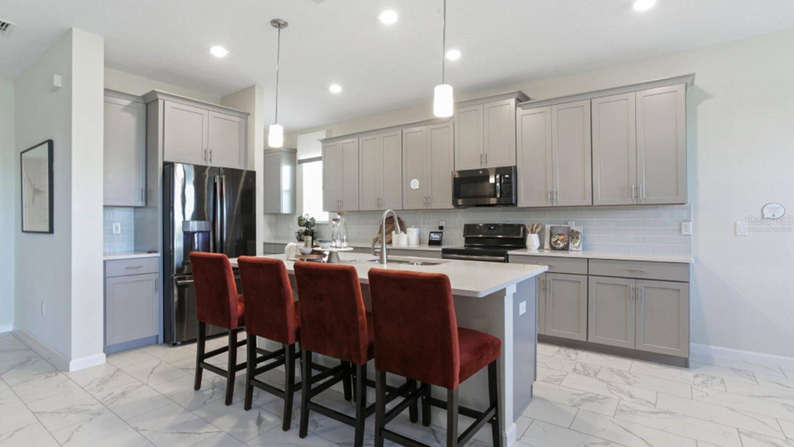 Apopka, FL 32703,2275 RIDER RAIN LN