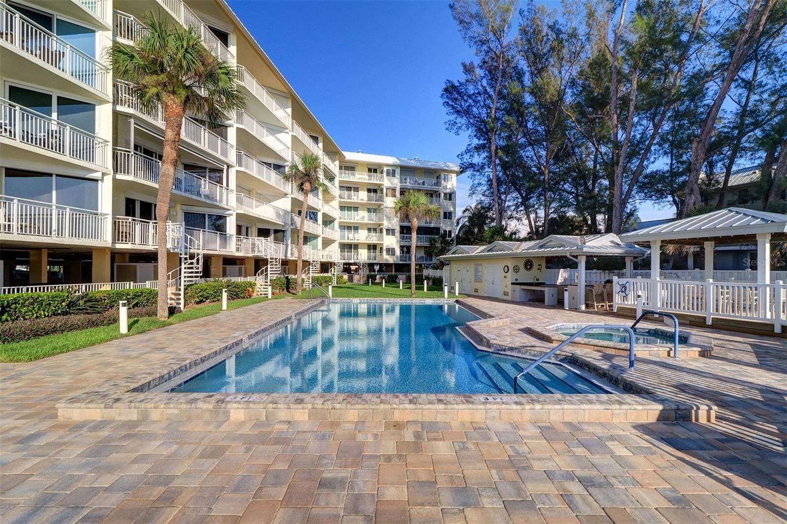 Indian Rocks Beach, FL 33785,2504 GULF BLVD #201