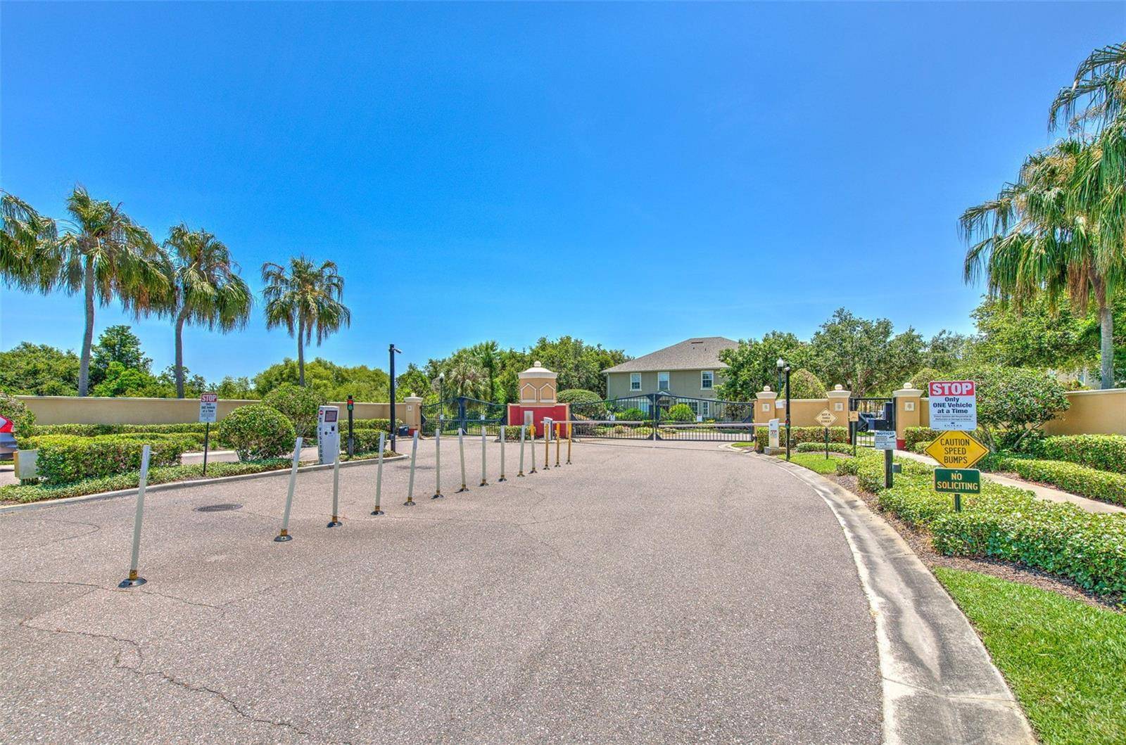 Riverview, FL 33578,6782 BREEZY PALM DR