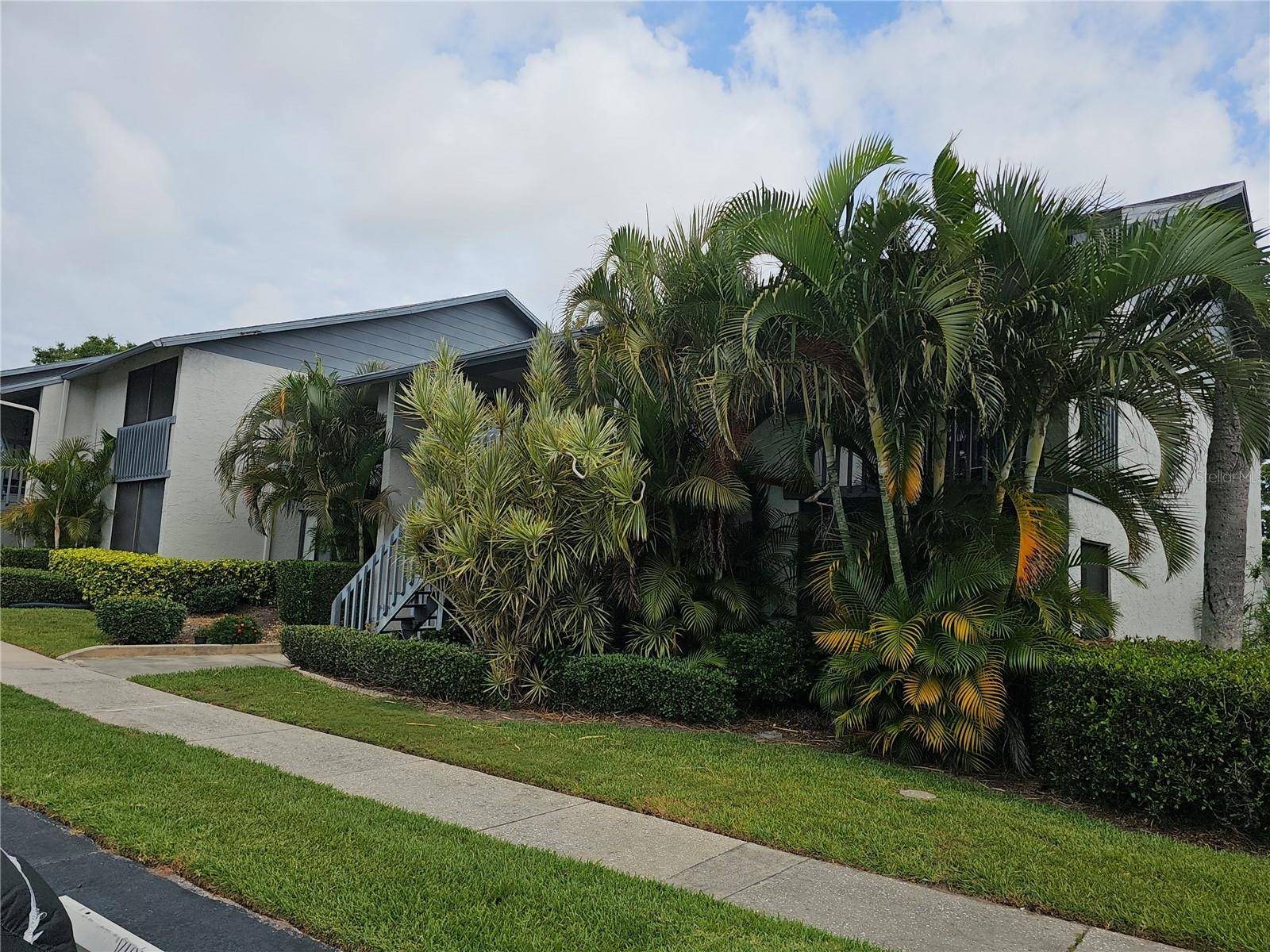 Largo, FL 33778,11201 122ND AVE #126
