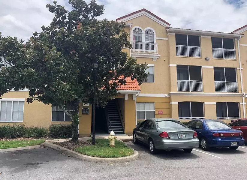 18001 RICHMOND PLACE DR #520, Tampa, FL 33647